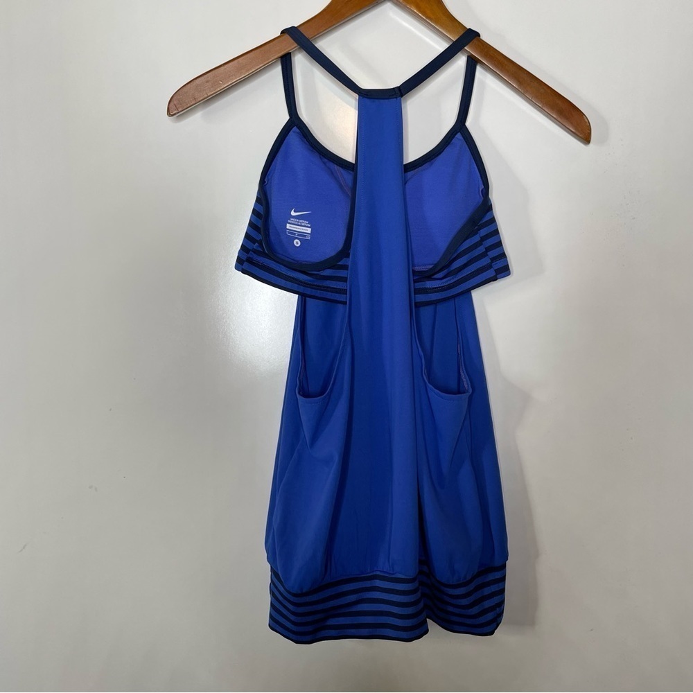 Nike‎ Built In Bra Workout Tank Top Size Small - Picture 2 of 4